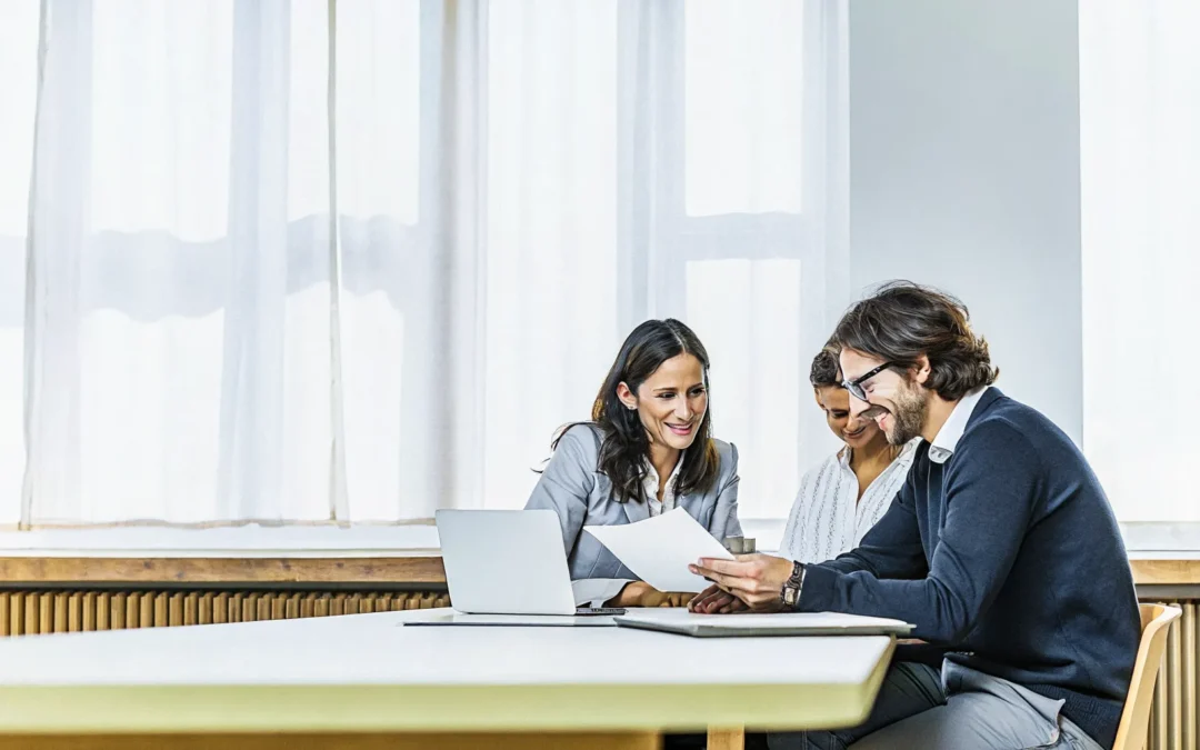 Small Business Loan vs Line of Credit: How to Choose